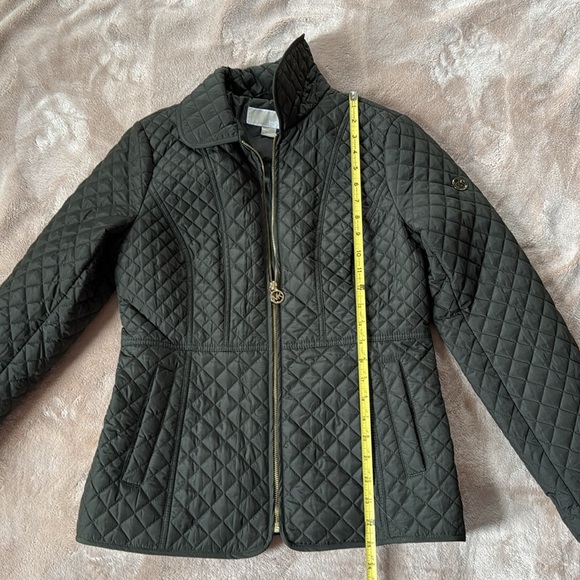 MICHAEL KORS QUILTED PUFFER JACKET Green WITH GOLD DETAILS SIZE S - Picture 4 of 8